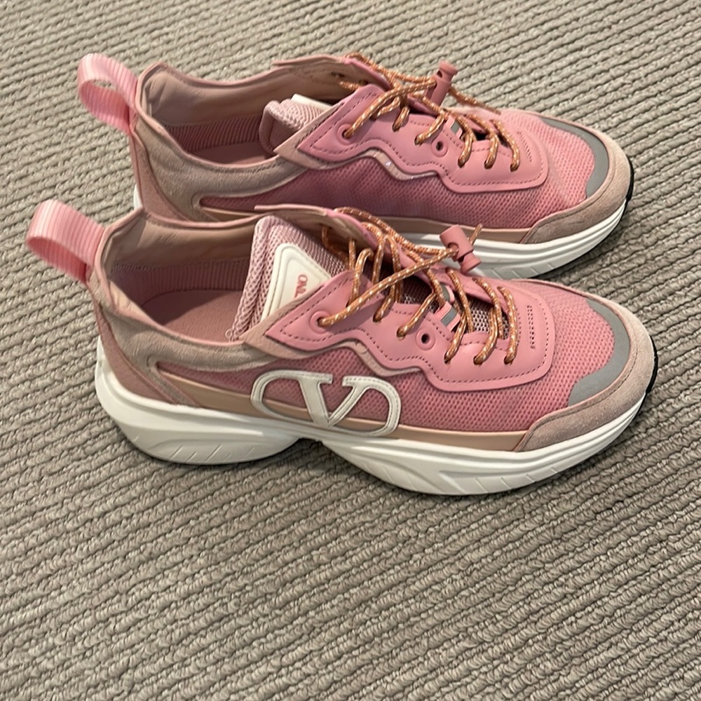 Valentino sneaker brand new